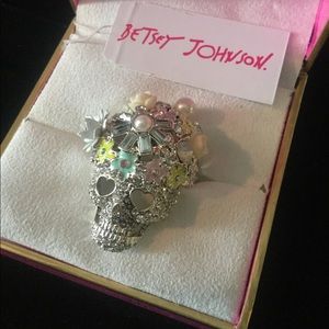 NWT Betsey Johnson Floral Skull Ring